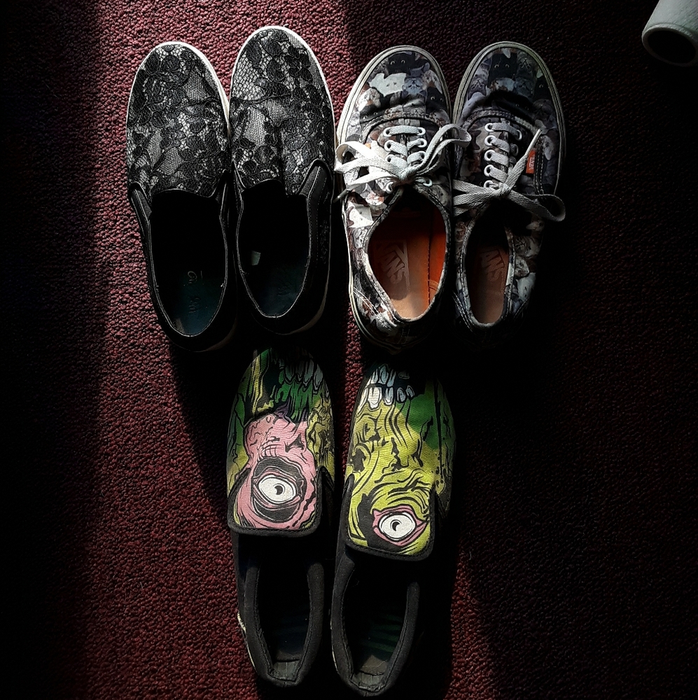 VANS SNEAKERS ● IRON FIST SLIP ON ● LACE PLATFORM